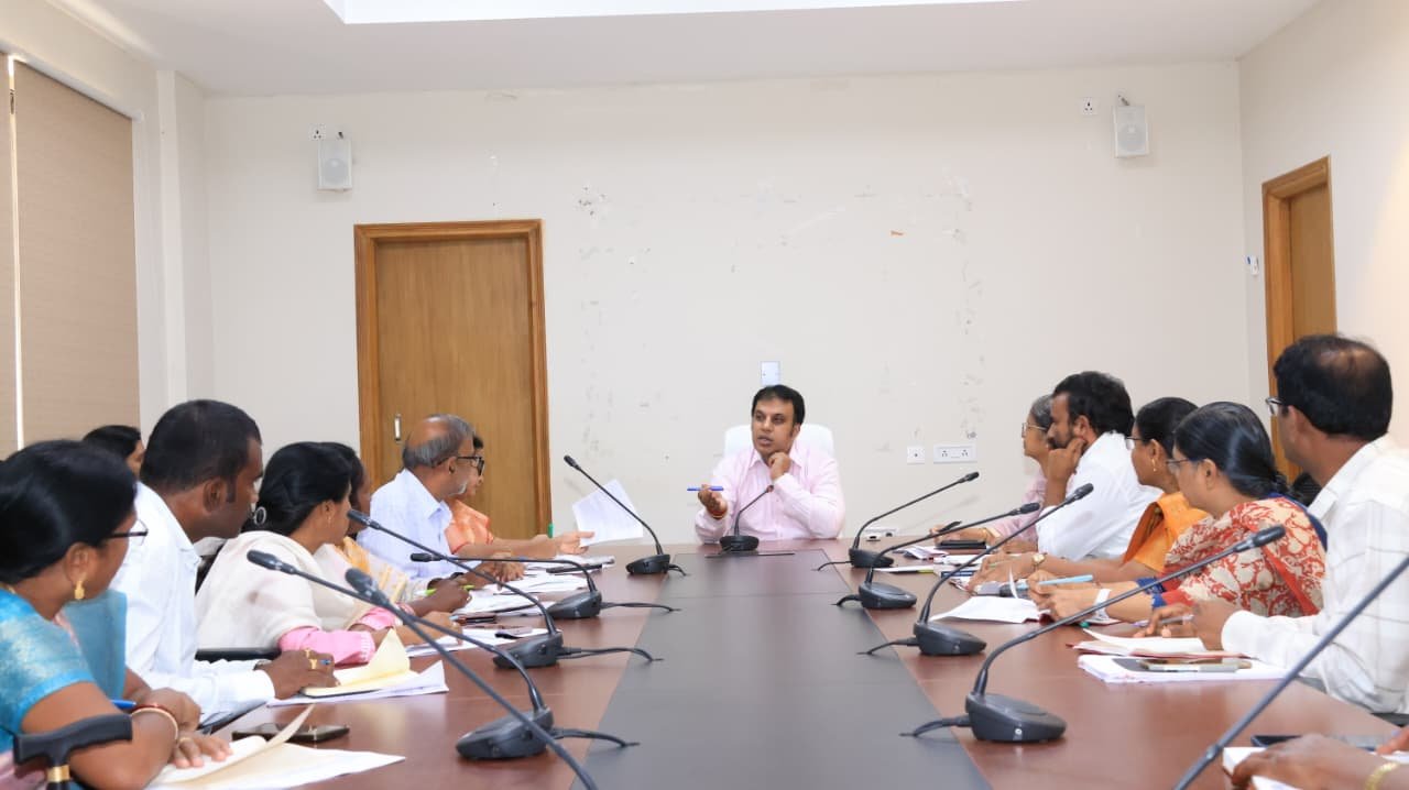 మార్చ్ 7 జనగాం ఇందిరా మహిళా శక్తి పథకం లో భాగం గా SHG సభ్యులు ఎరువుల విక్రయ కేంద్రాల నిర్వహణ